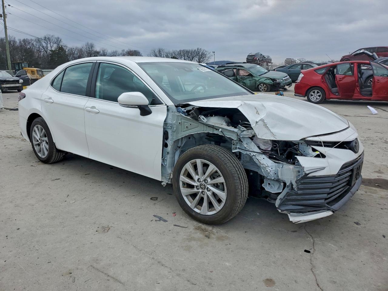 2024 TOYOTA CAMRY LE photo 4