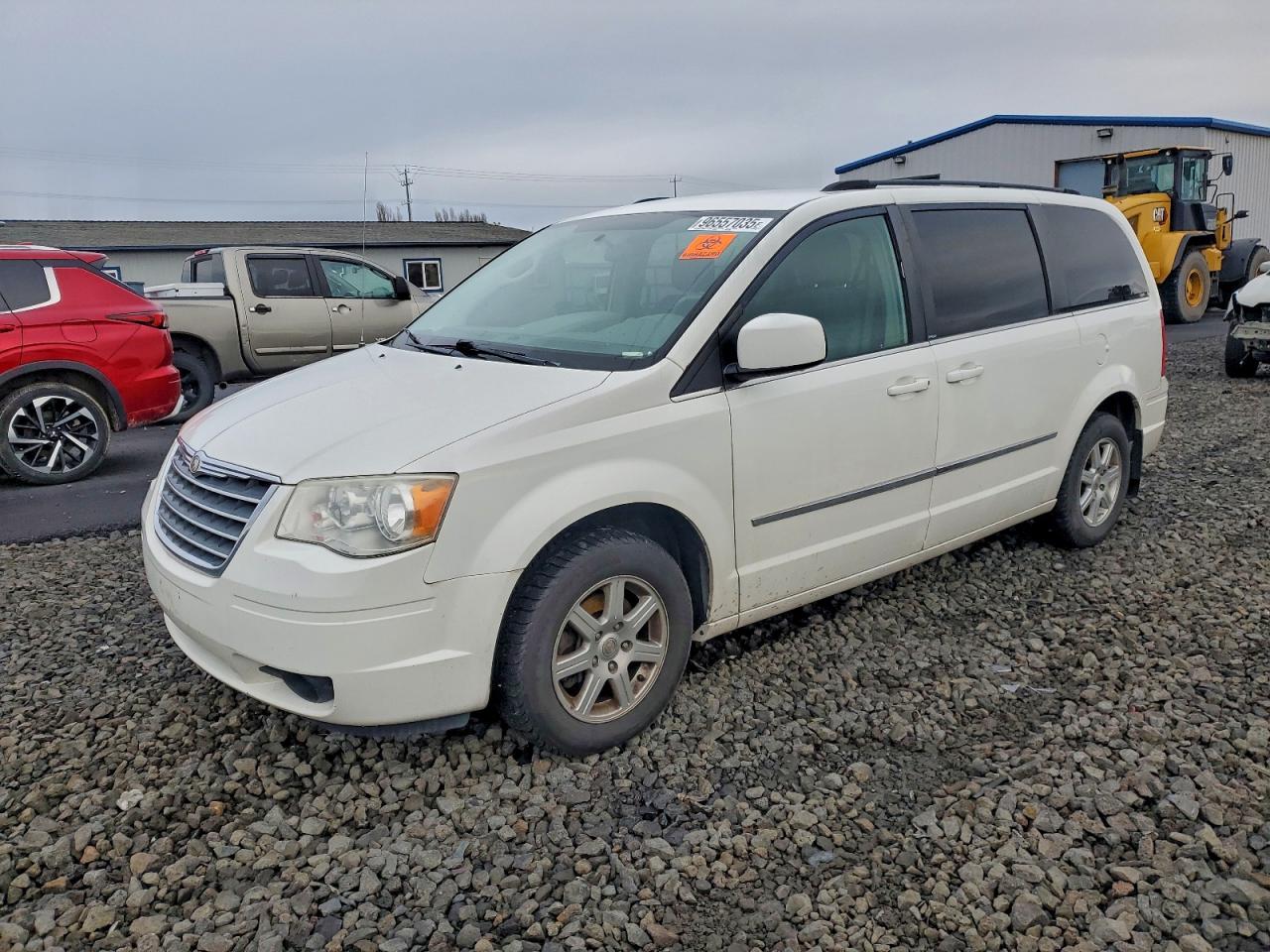 2010 CHRYSLER TOWN & COUNTRY