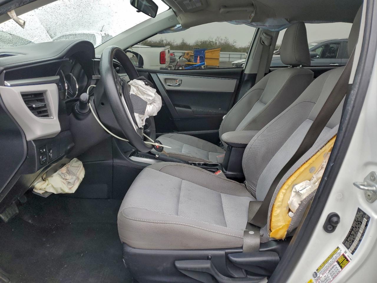 2016 TOYOTA COROLLA L photo 7