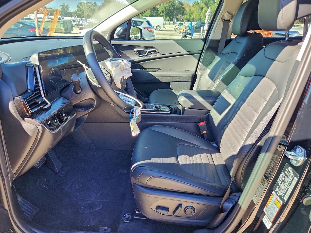 2025 KIA SPORTAGE SX PRESTIGE photo 7
