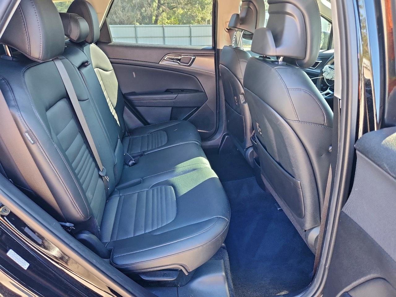2025 KIA SPORTAGE SX PRESTIGE photo 11