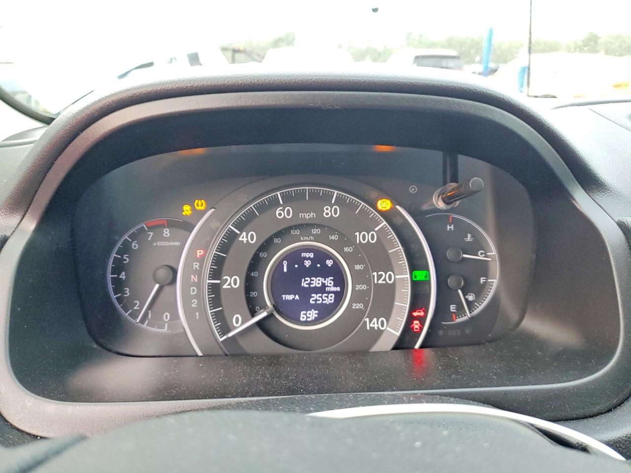 2014 HONDA CR-V LX photo 9