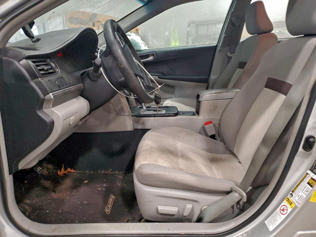 2012 TOYOTA CAMRY BASE photo 7