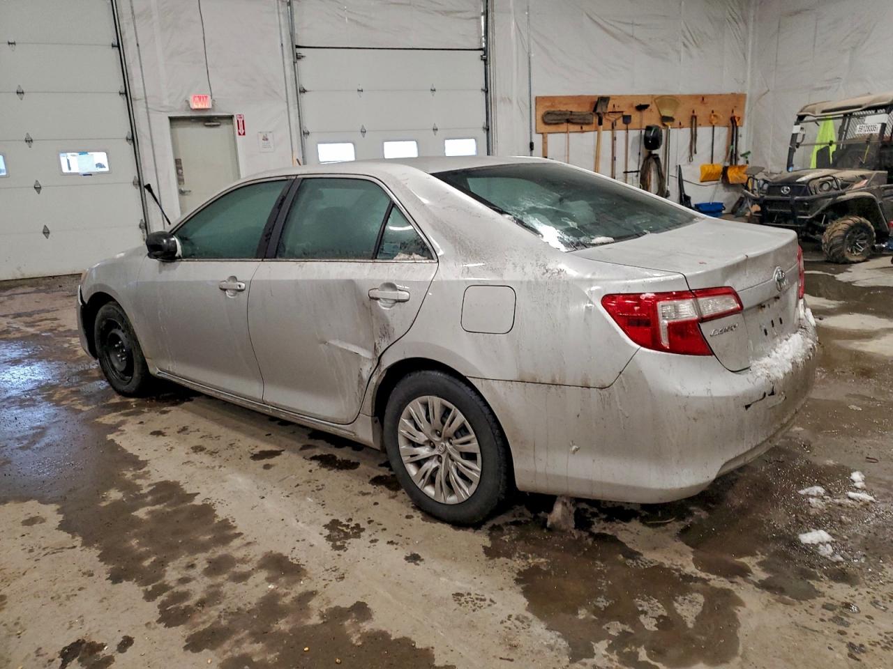 2012 TOYOTA CAMRY BASE photo 2