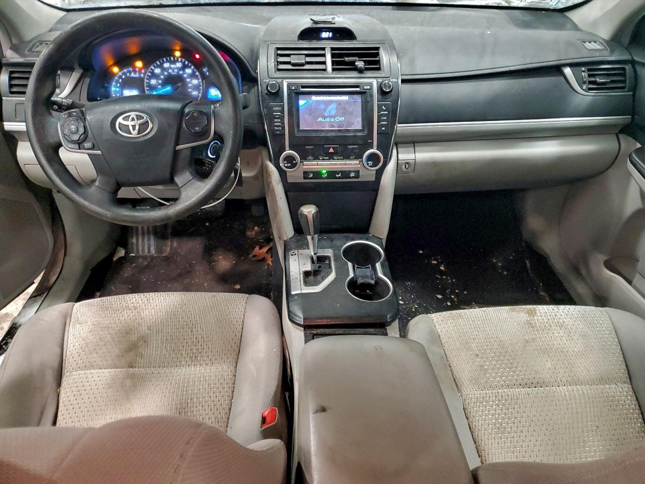 2012 TOYOTA CAMRY BASE photo 8