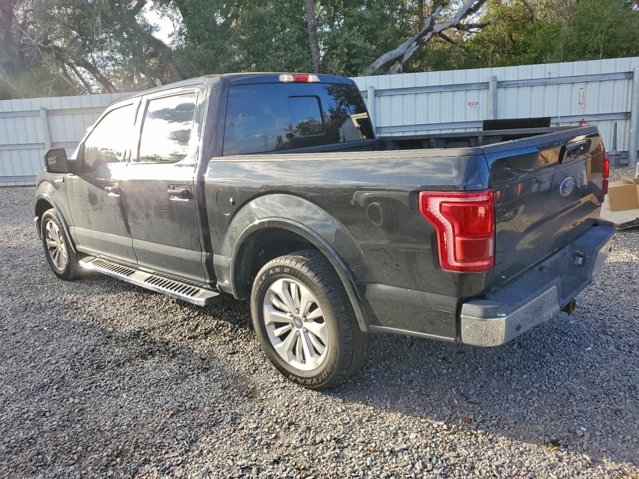 2015 FORD F150 SUPERCREW photo 2