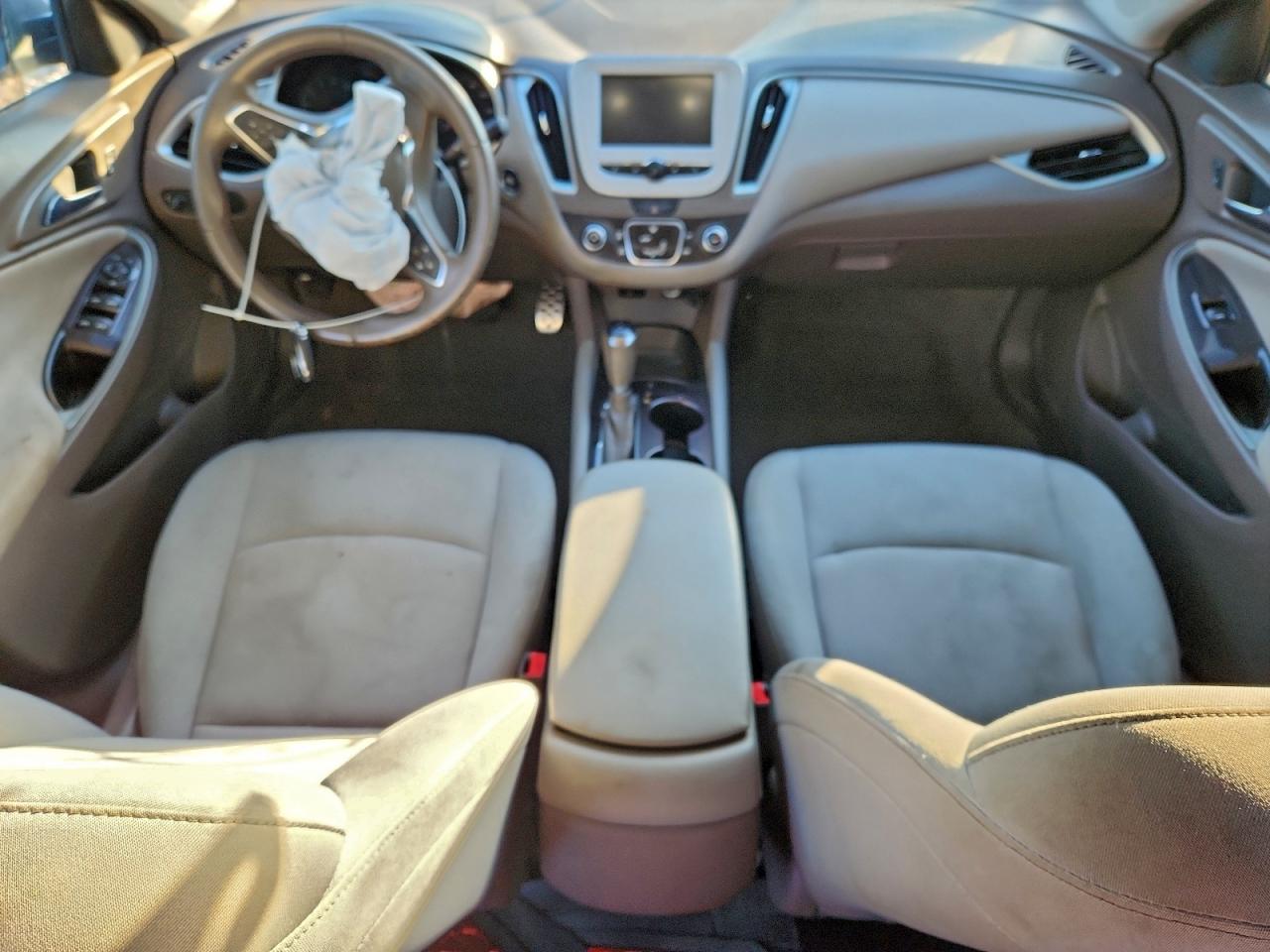 2016 CHEVROLET MALIBU LS photo 8