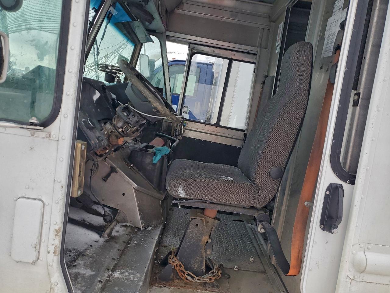 2020 FORD F550 DELIVERY TRUCK photo 7