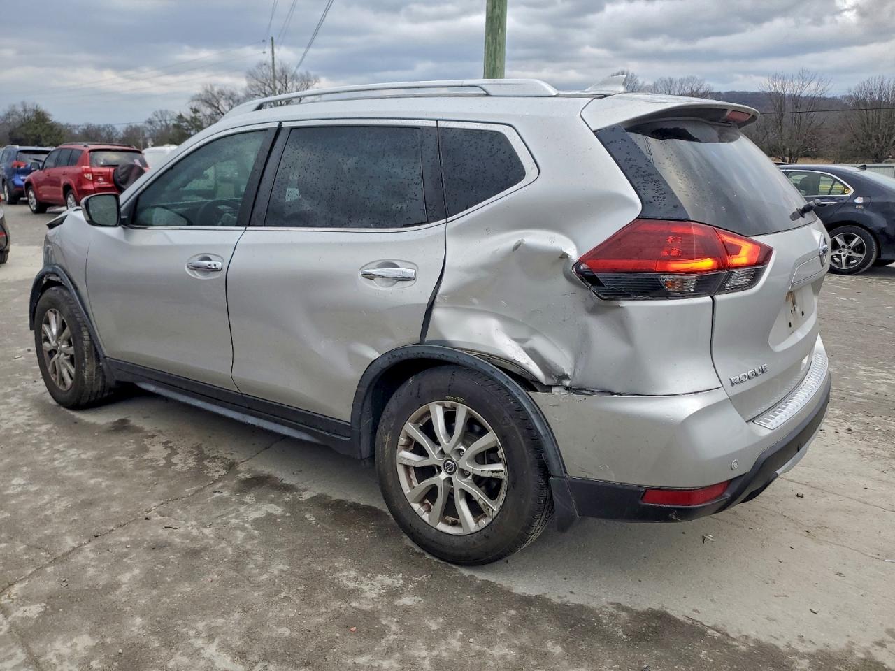 2020 NISSAN ROGUE S photo 2