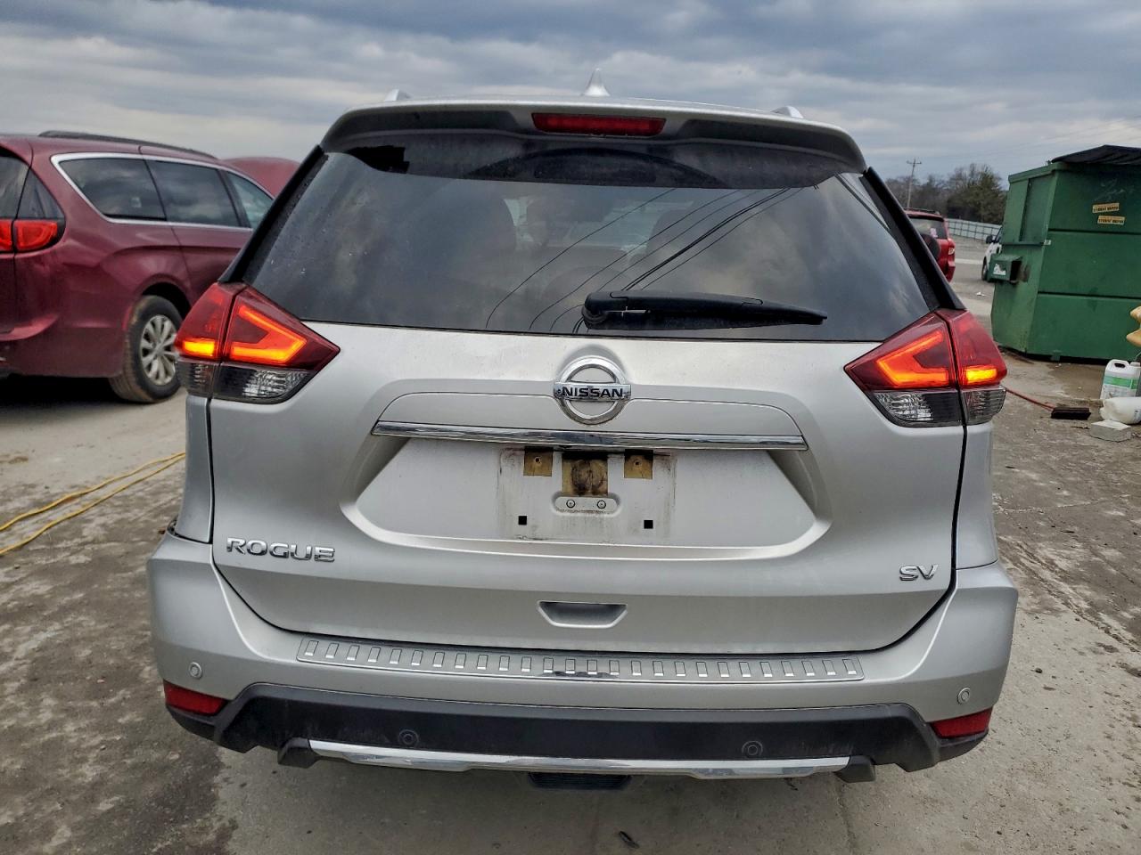 2020 NISSAN ROGUE S photo 6