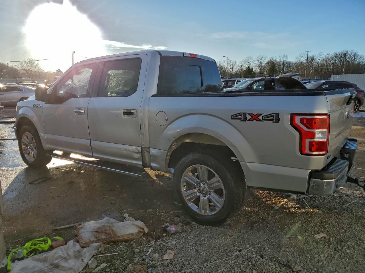 2018 FORD F150 SUPERCREW photo 2