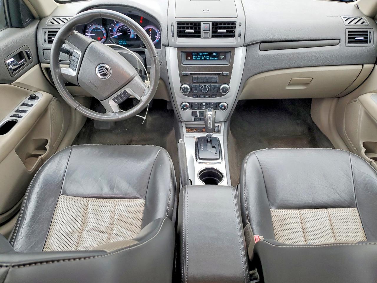 2010 MERCURY MILAN PREMIER photo 8