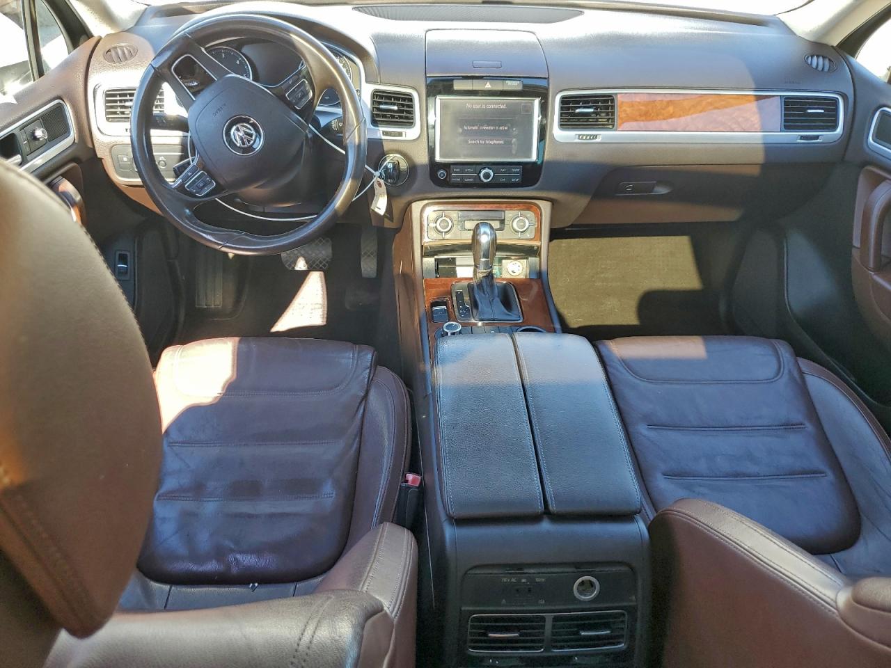 2013 VOLKSWAGEN TOUAREG V6 TDI photo 8