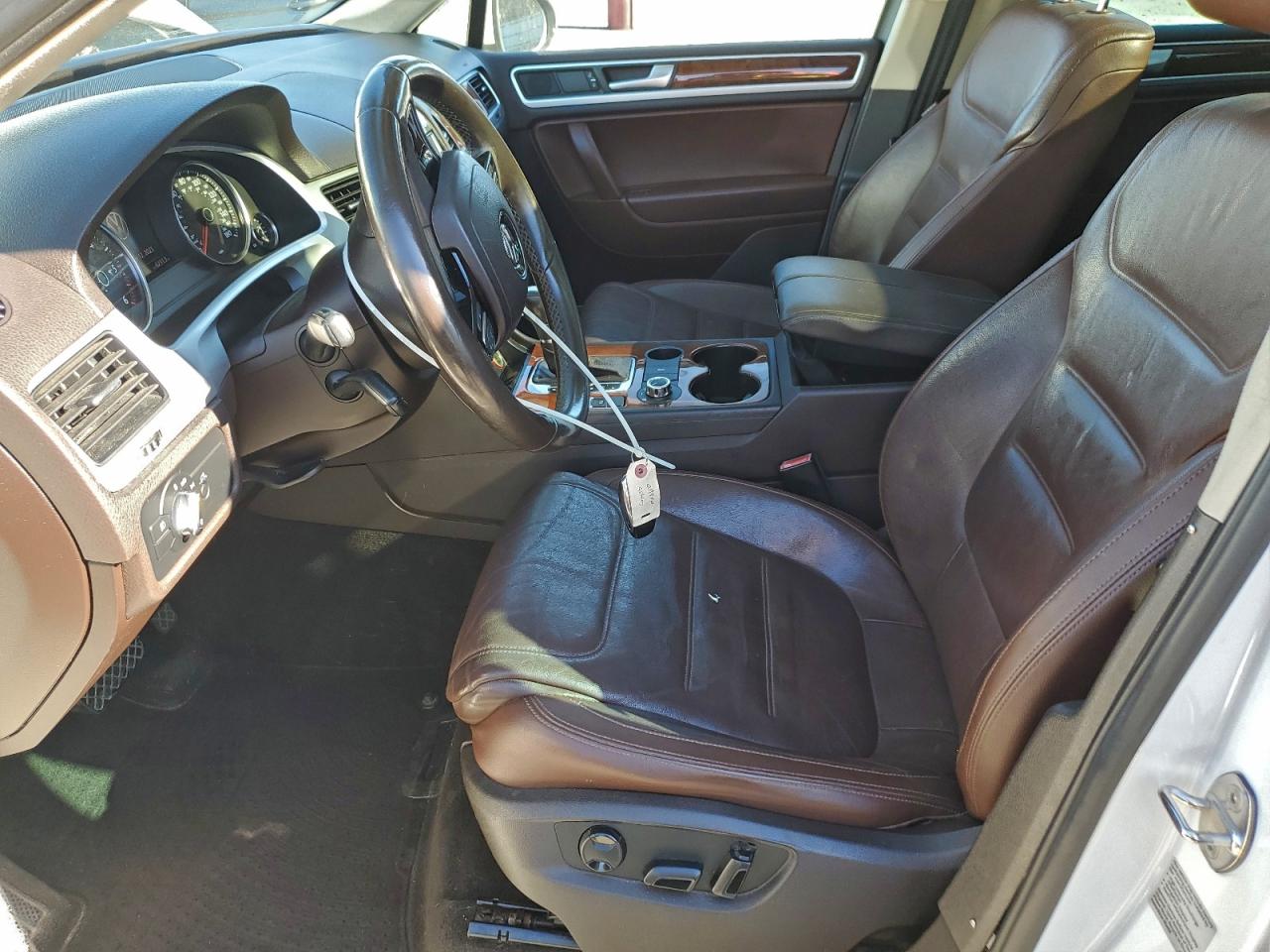 2013 VOLKSWAGEN TOUAREG V6 TDI photo 7