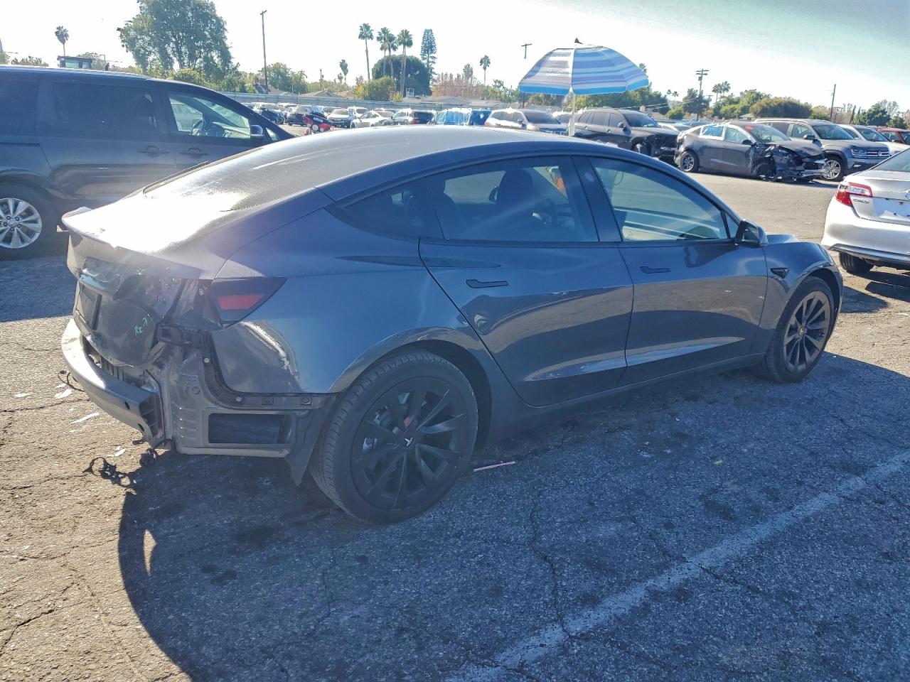 2023 TESLA MODEL 3 photo 3