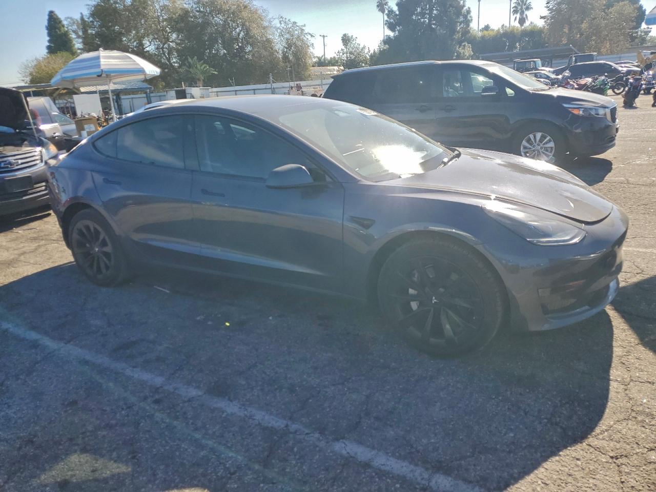 2023 TESLA MODEL 3 photo 4