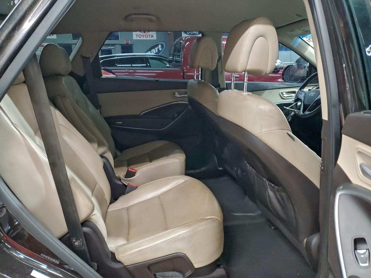 2016 HYUNDAI SANTA FE SE photo 11