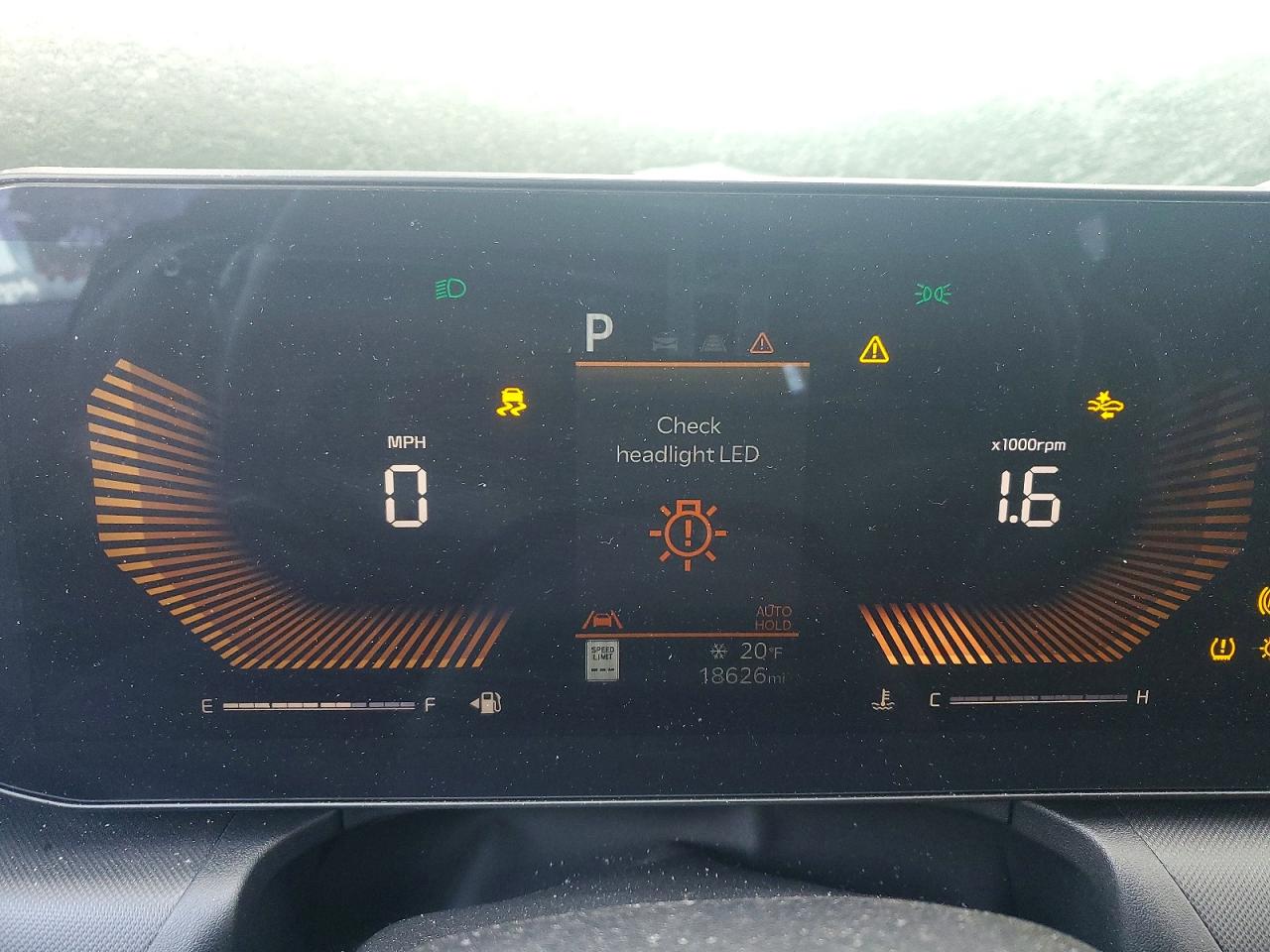 2025 KIA K4 LXS photo 9