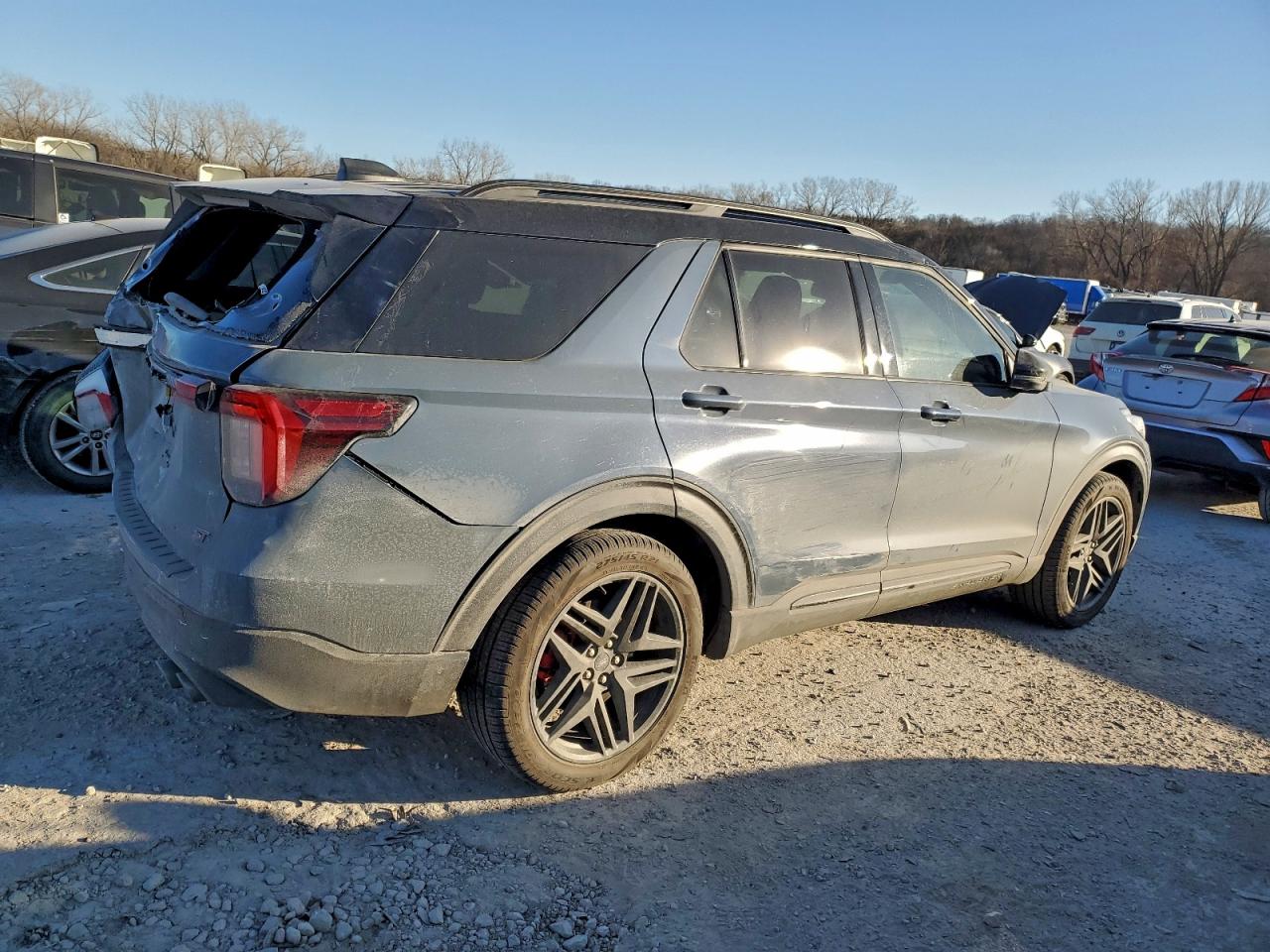 2025 FORD EXPLORER ST photo 3