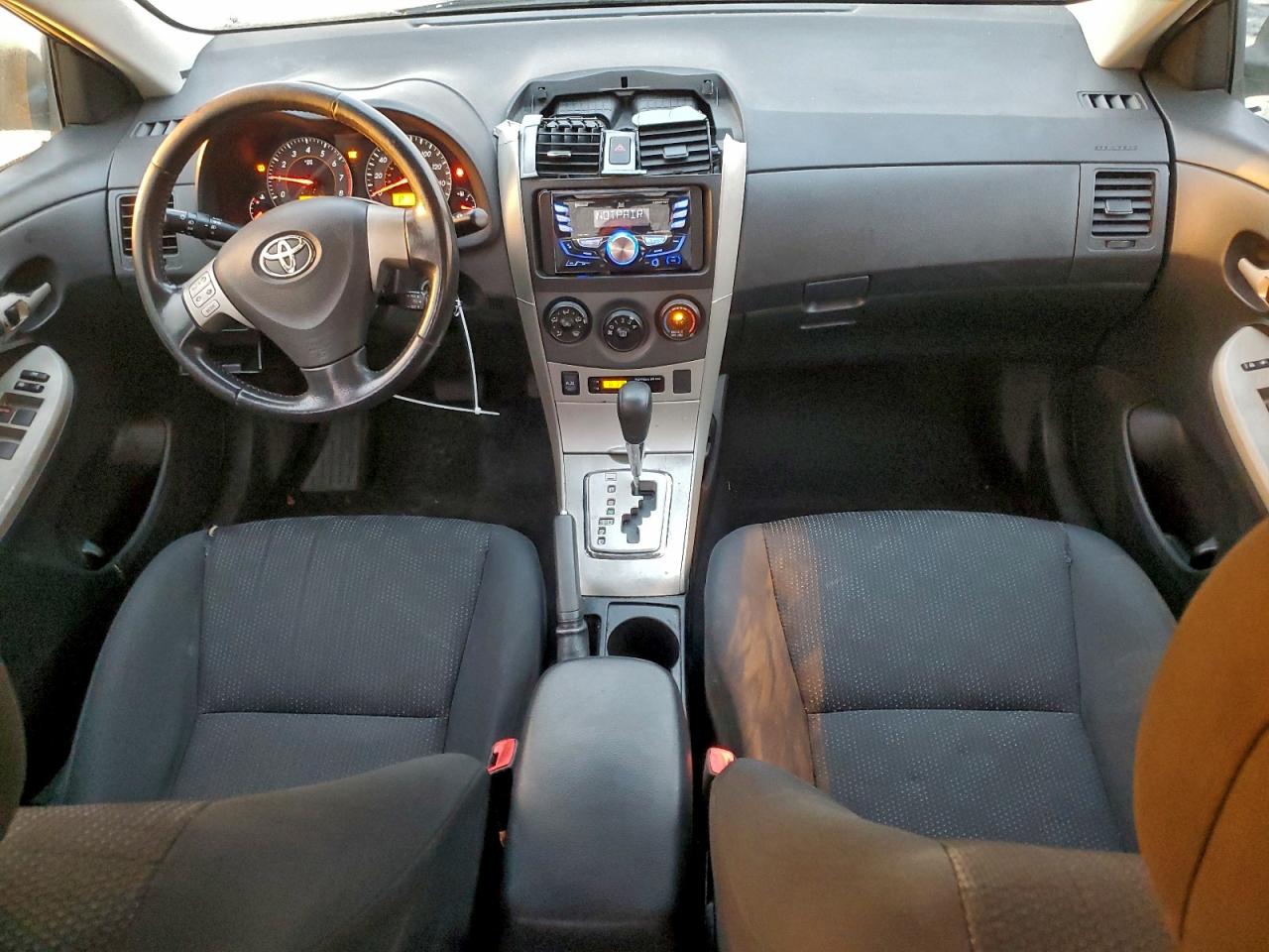 2010 TOYOTA COROLLA BASE photo 8
