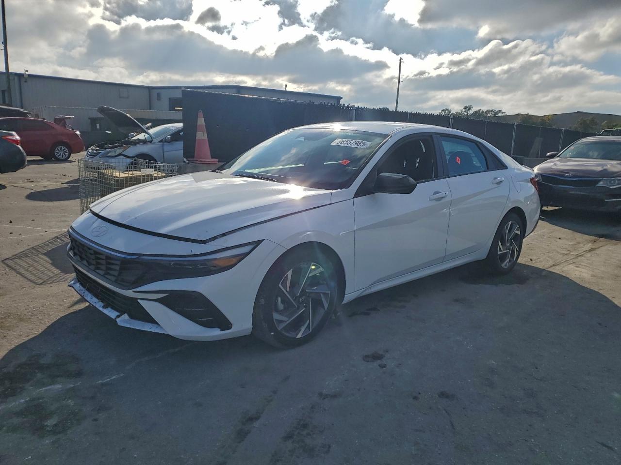 2025 HYUNDAI ELANTRA