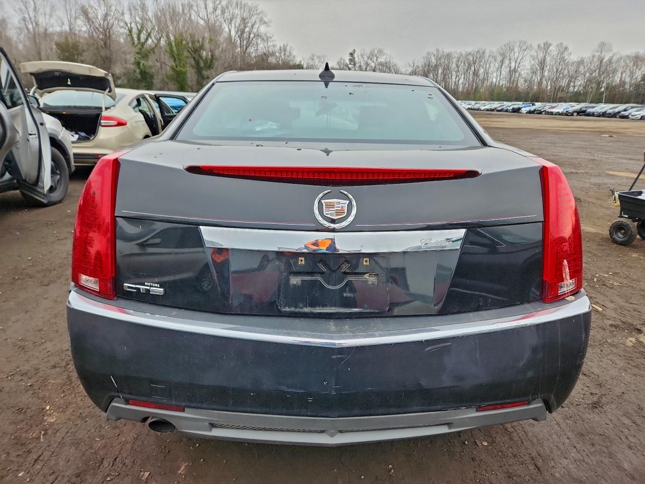 2011 CADILLAC CTS photo 6