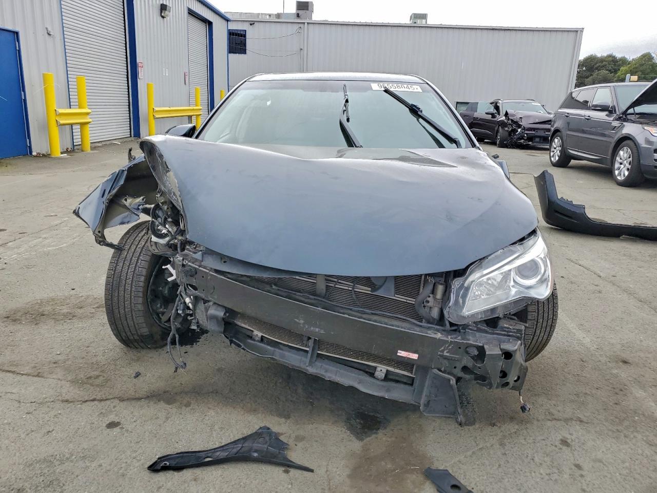 2015 TOYOTA CAMRY HYBRID photo 5