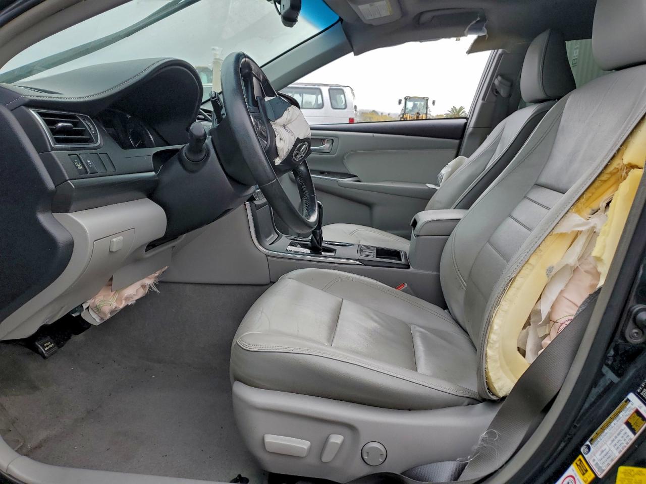 2015 TOYOTA CAMRY HYBRID photo 7