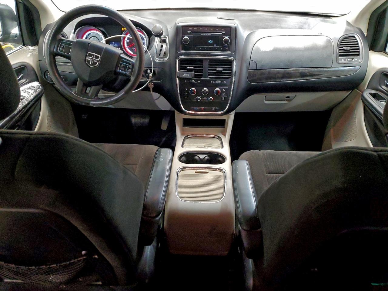 2012 DODGE GRAND CARAVAN SXT photo 8