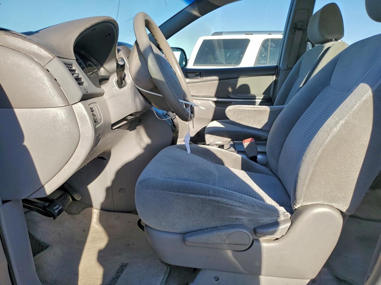 2007 TOYOTA SIENNA photo 7