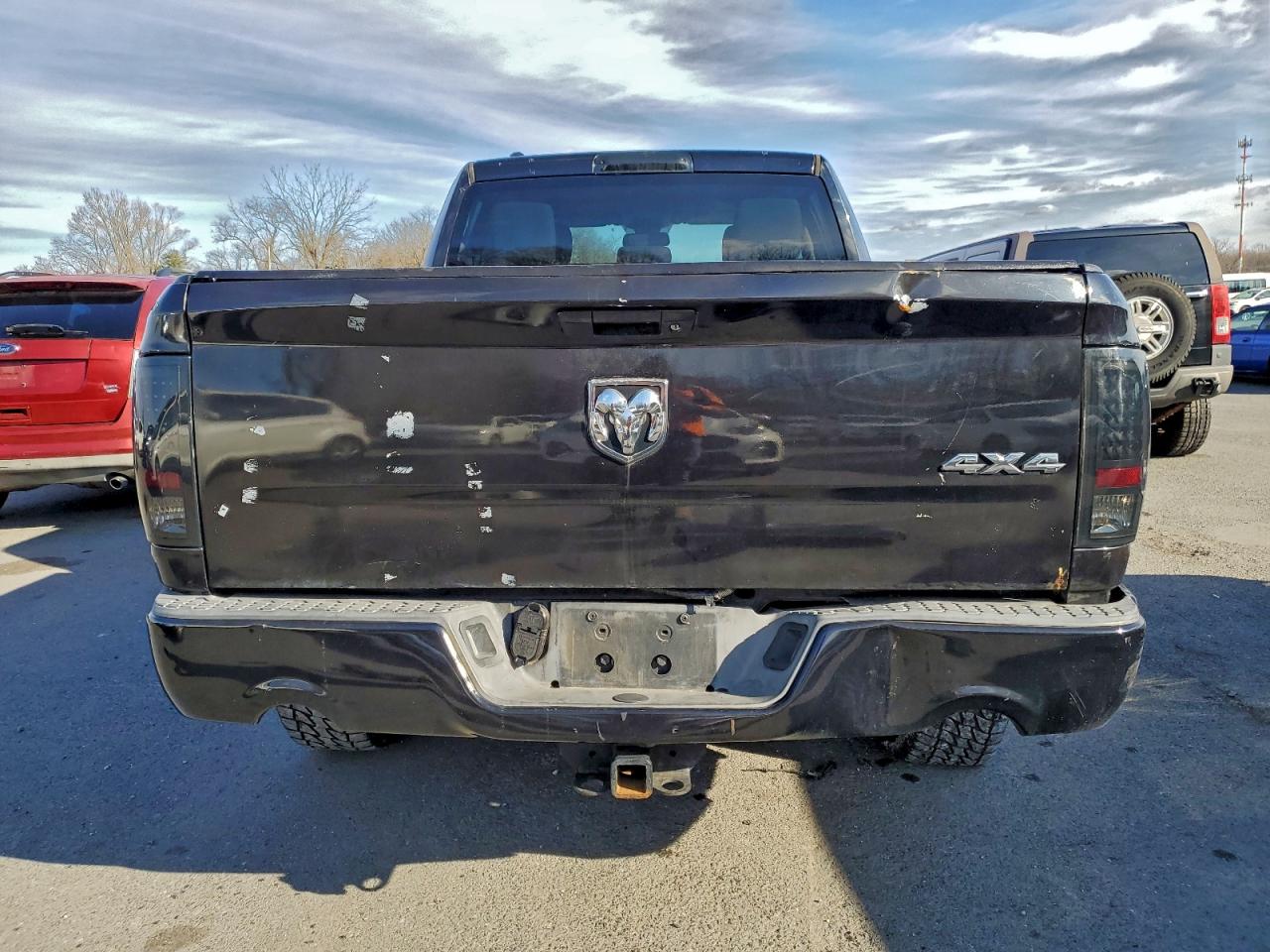 2014 RAM 1500 ST photo 6