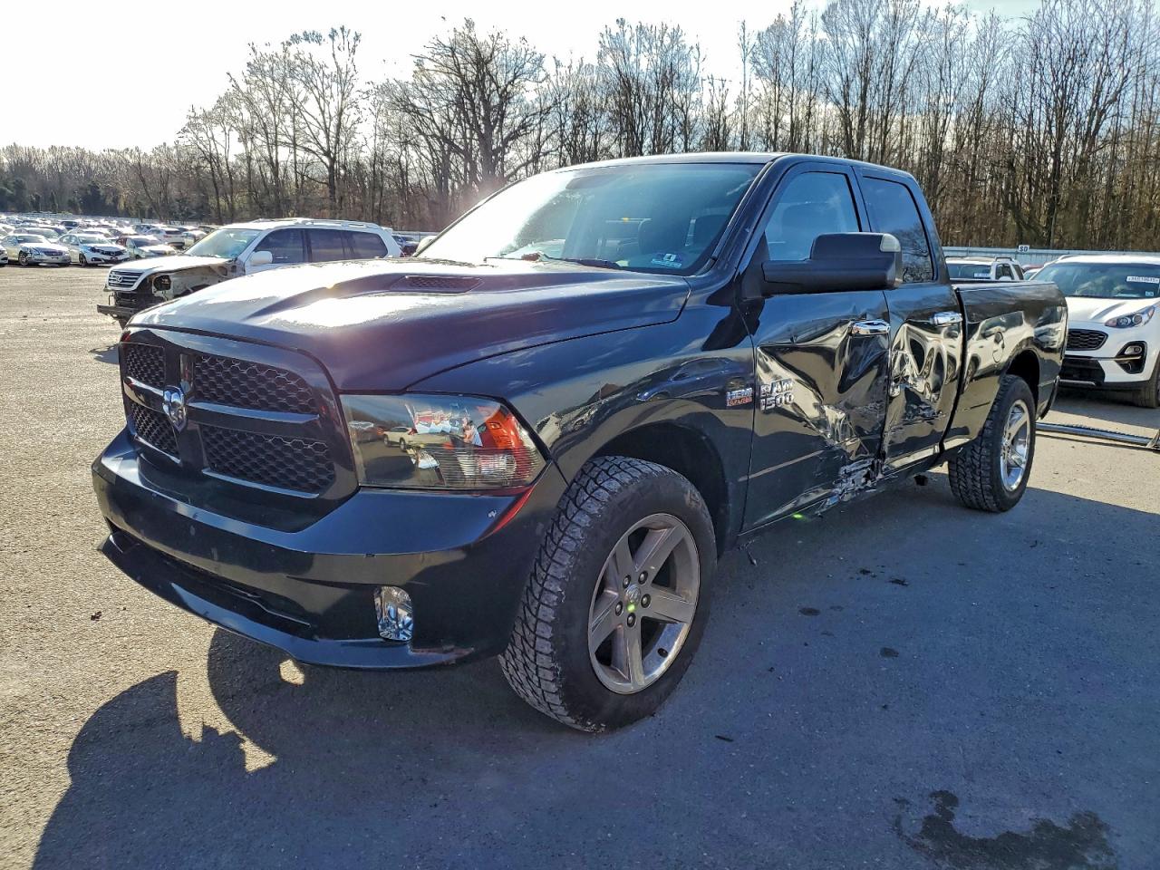 2014 RAM 1500 ST — SIDE damage — photo 1