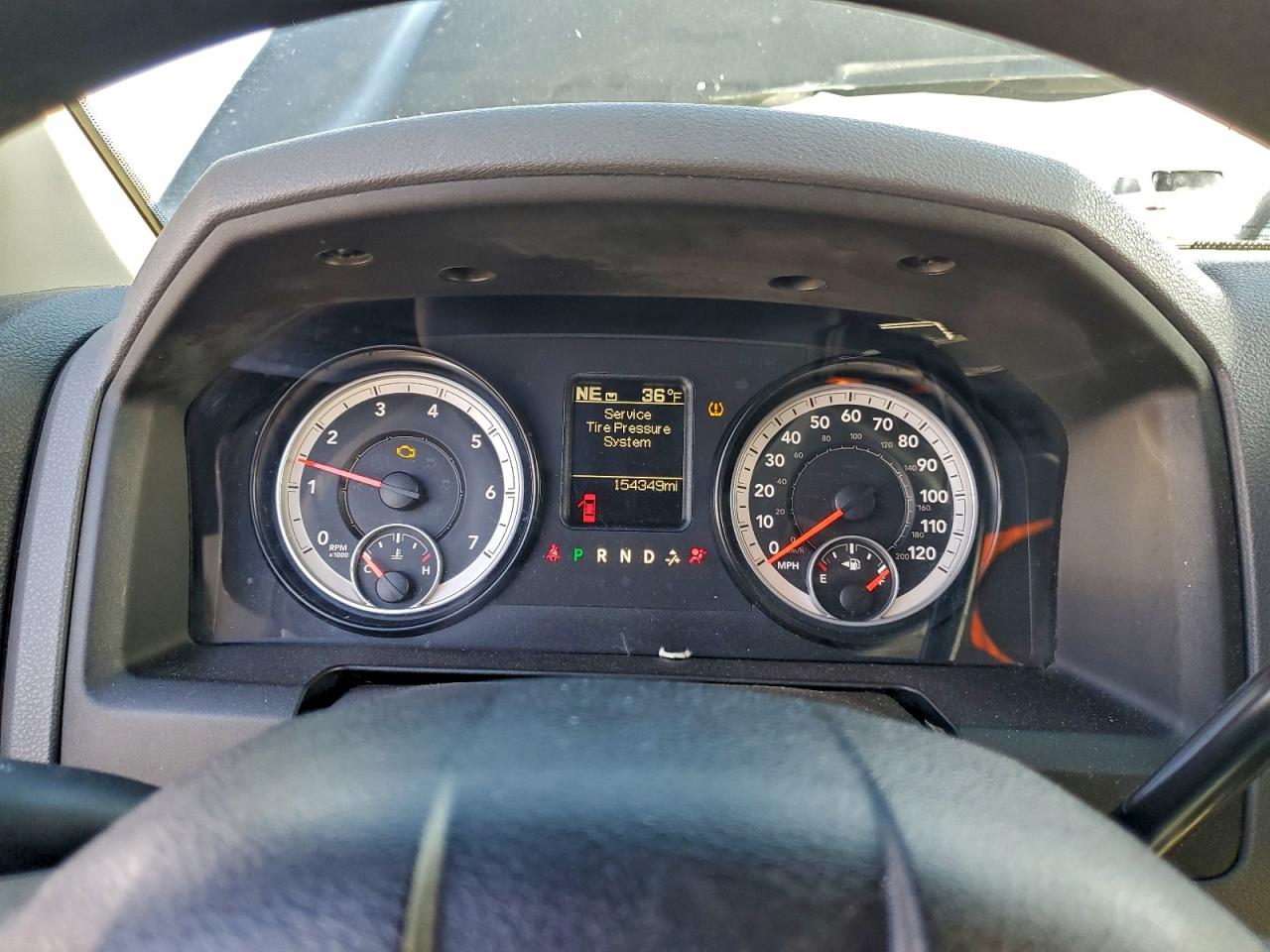 2014 RAM 1500 ST photo 9