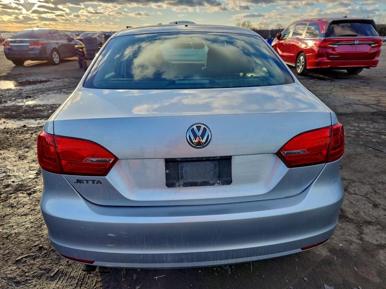 2013 VOLKSWAGEN JETTA BASE photo 6