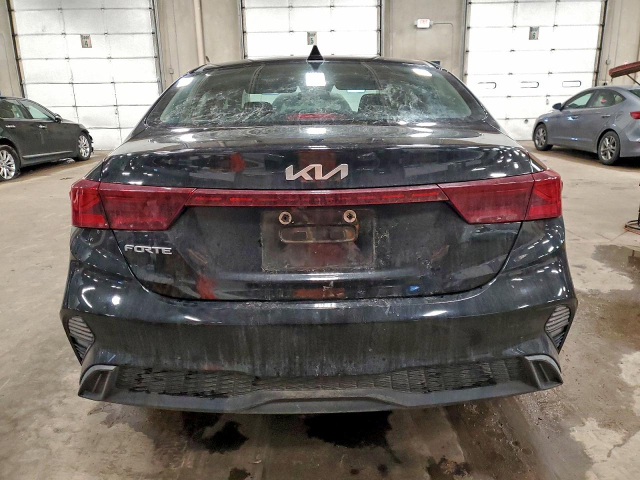 2023 KIA FORTE LX photo 6