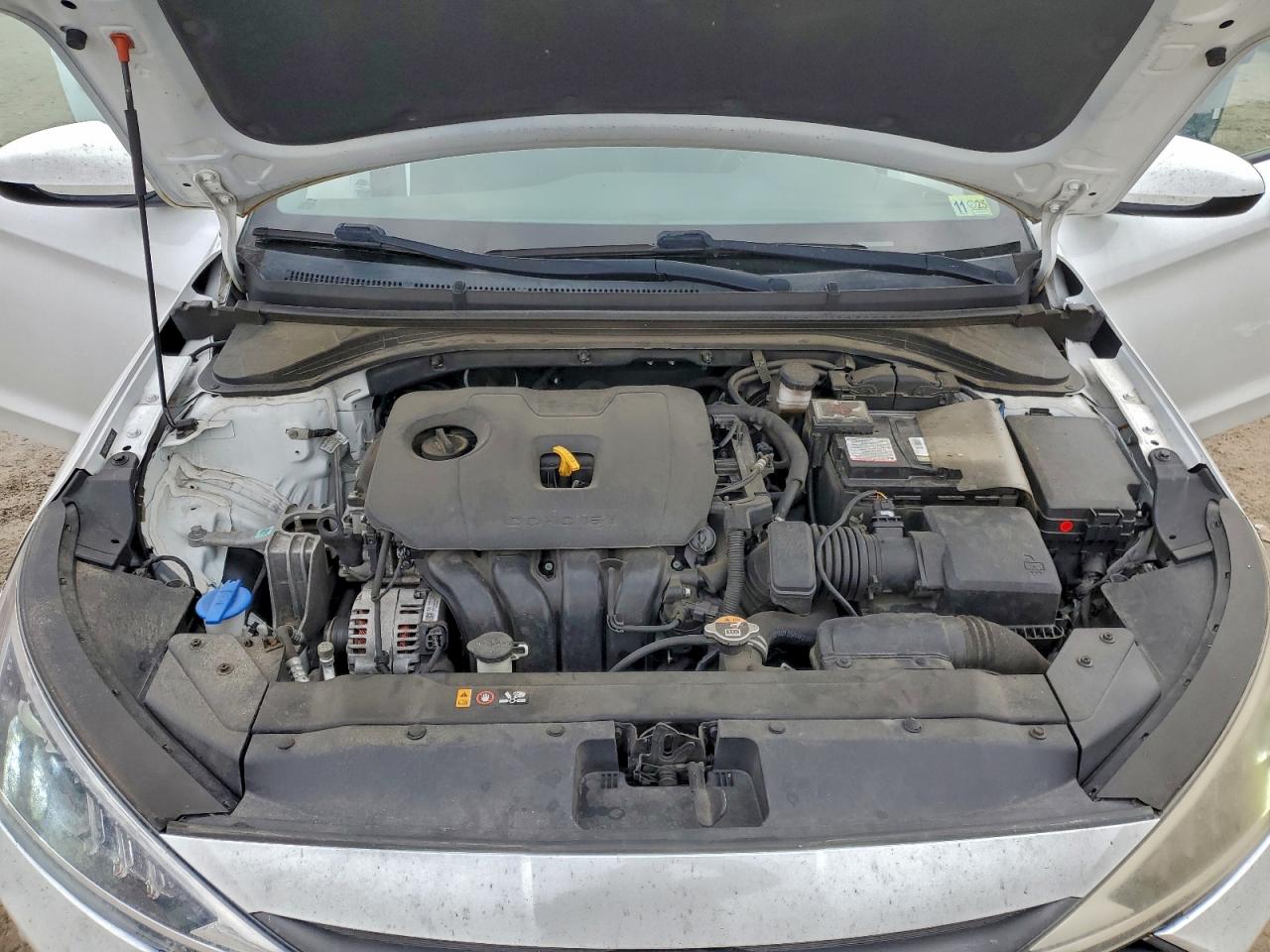 2020 HYUNDAI ELANTRA SEL photo 11