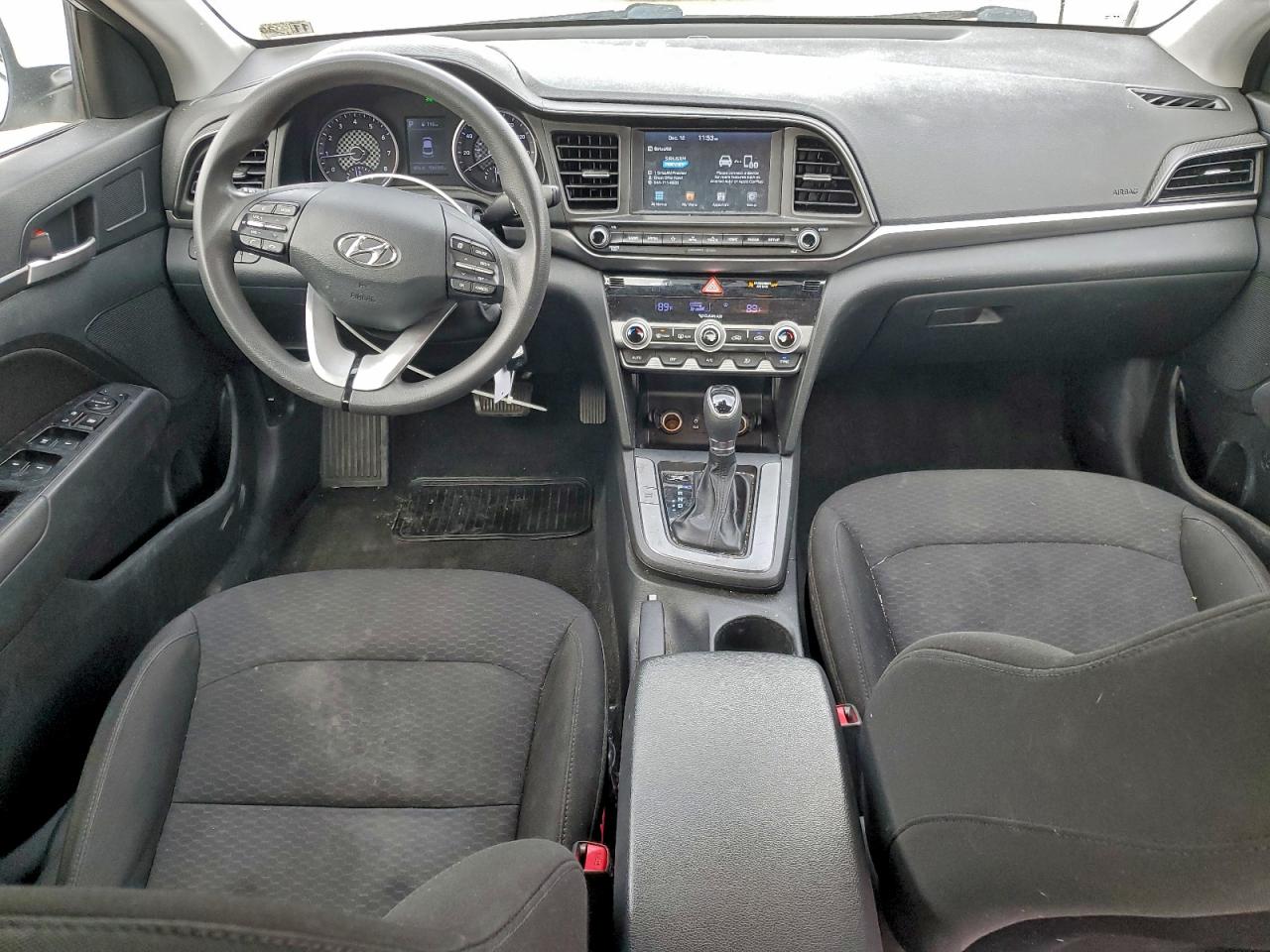 2020 HYUNDAI ELANTRA SEL photo 8