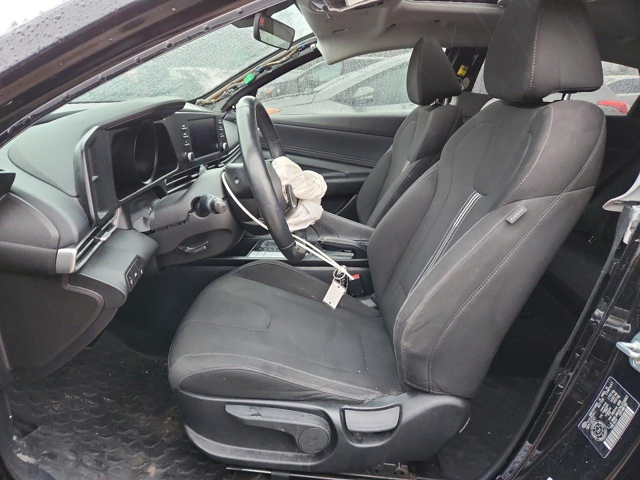 2022 HYUNDAI ELANTRA SEL photo 7