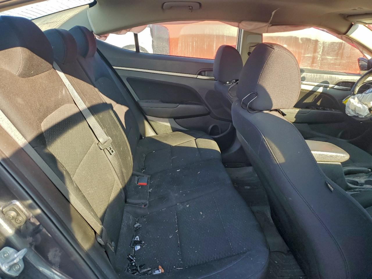 2020 HYUNDAI ELANTRA SEL photo 10
