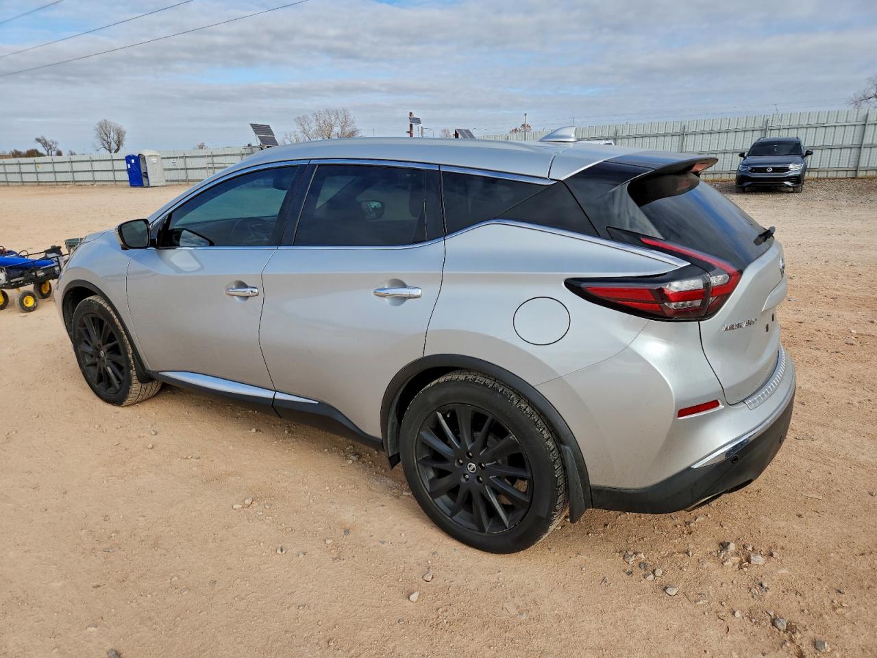 2020 NISSAN MURANO PLATINUM photo 2
