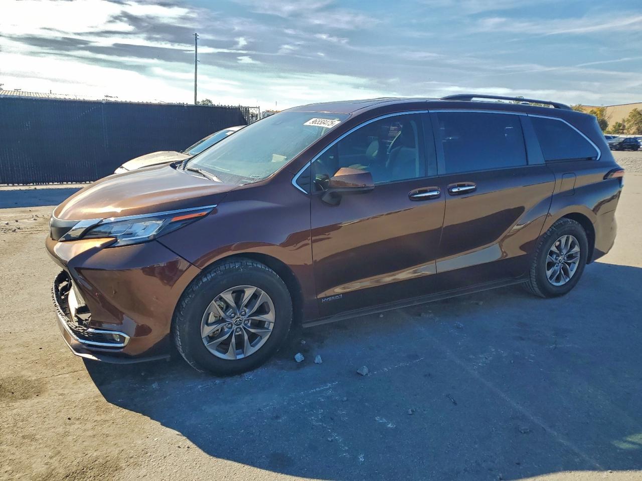 2021 TOYOTA SIENNA