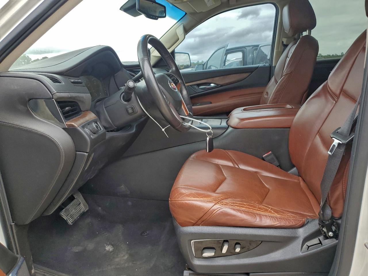 2015 CADILLAC ESCALADE PREMIUM photo 13
