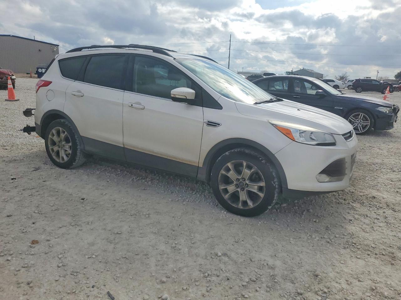 2013 FORD ESCAPE SEL photo 4