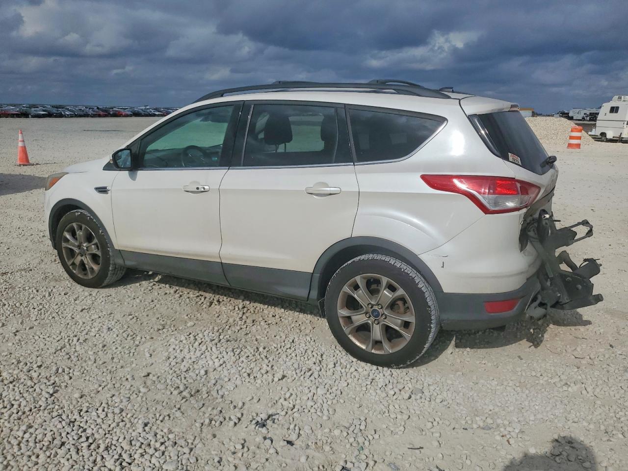 2013 FORD ESCAPE SEL photo 2