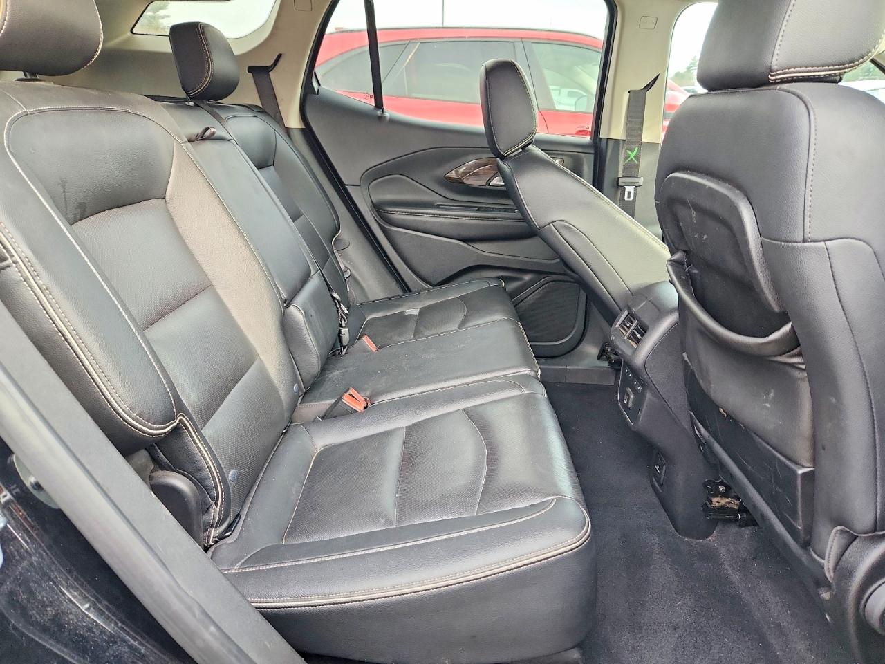 2020 GMC TERRAIN DENALI photo 19