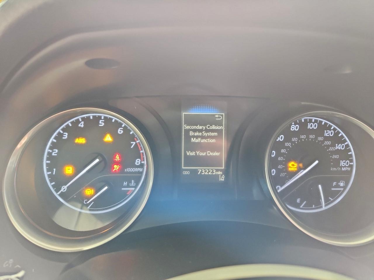 2018 TOYOTA CAMRY L photo 17