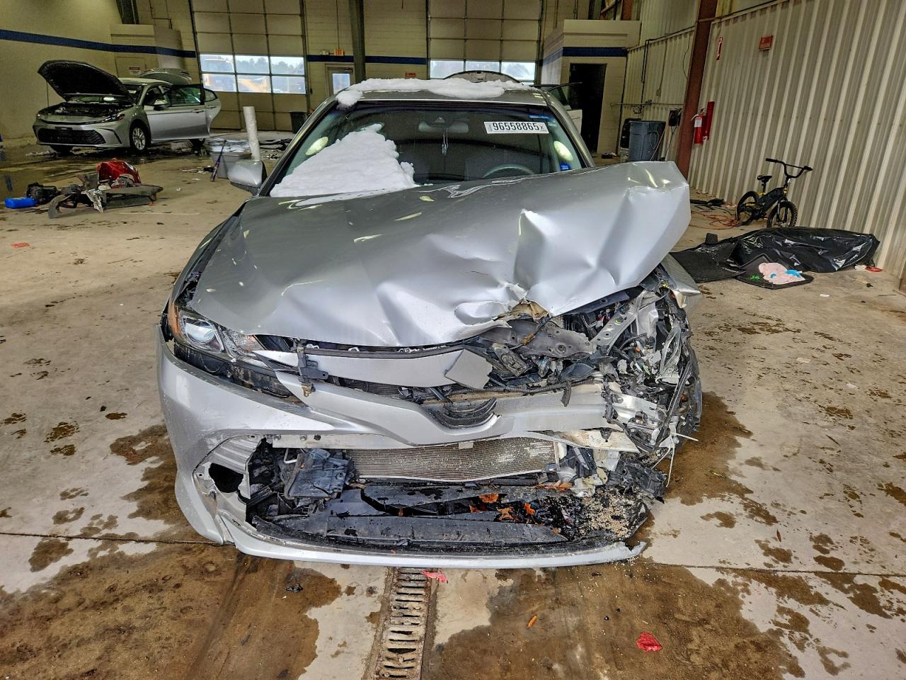 2018 TOYOTA CAMRY L photo 9