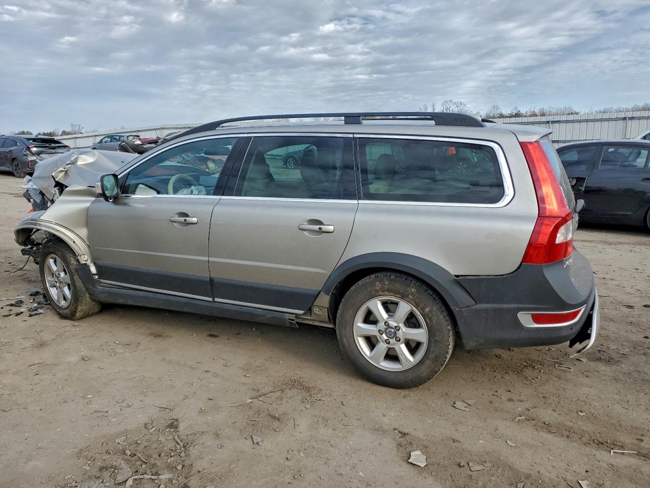 2012 VOLVO XC70 3.2 photo 3