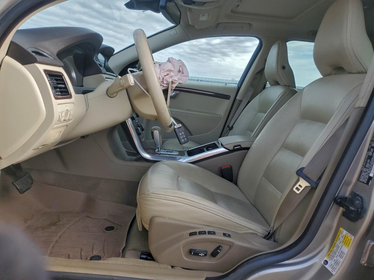 2012 VOLVO XC70 3.2 photo 13