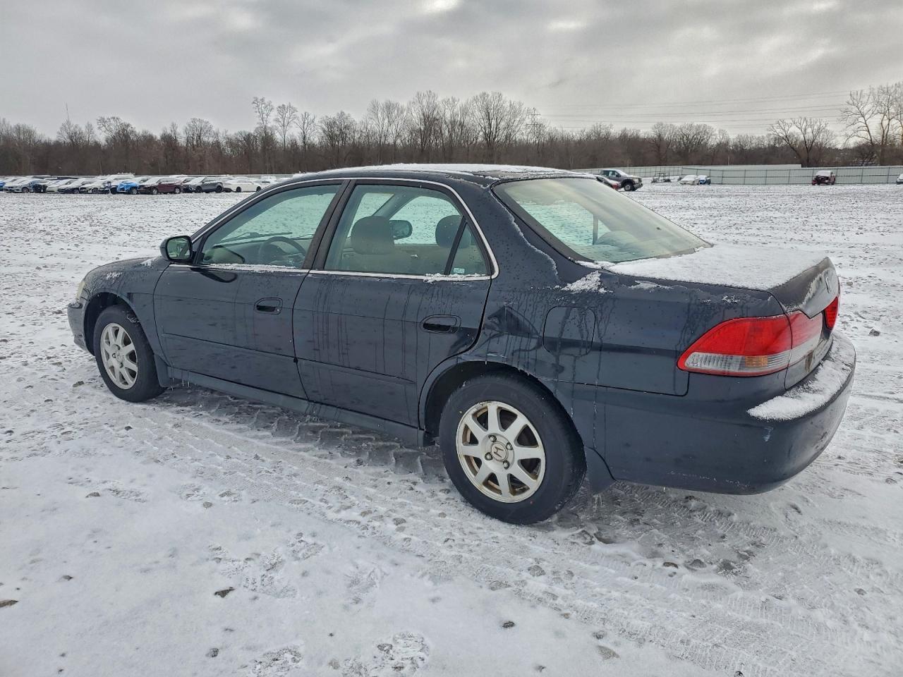 2002 HONDA ACCORD SE photo 2